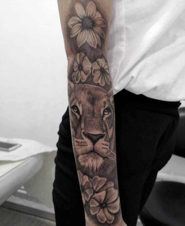 tattoo feminin animal 65