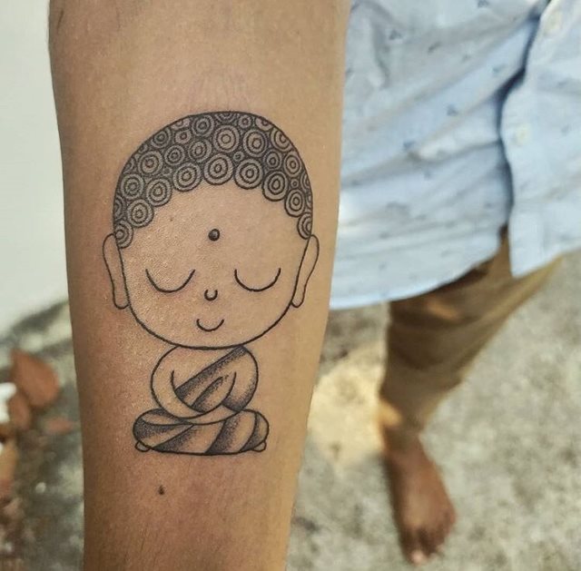 tattoo feminin de bouddha 36