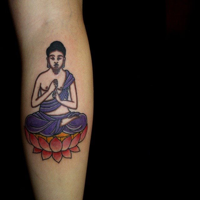 tattoo feminin de bouddha 42