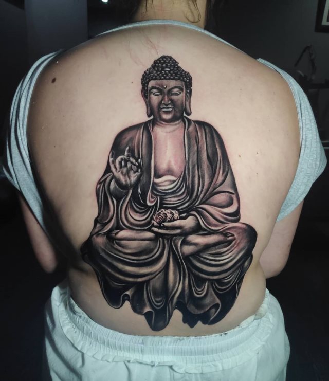 tattoo feminin de bouddha 59