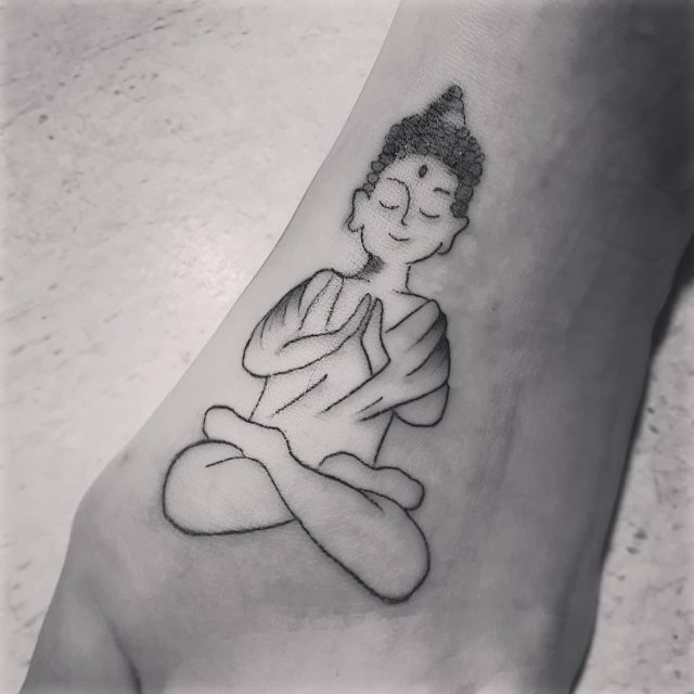 tattoo feminin de bouddha 72