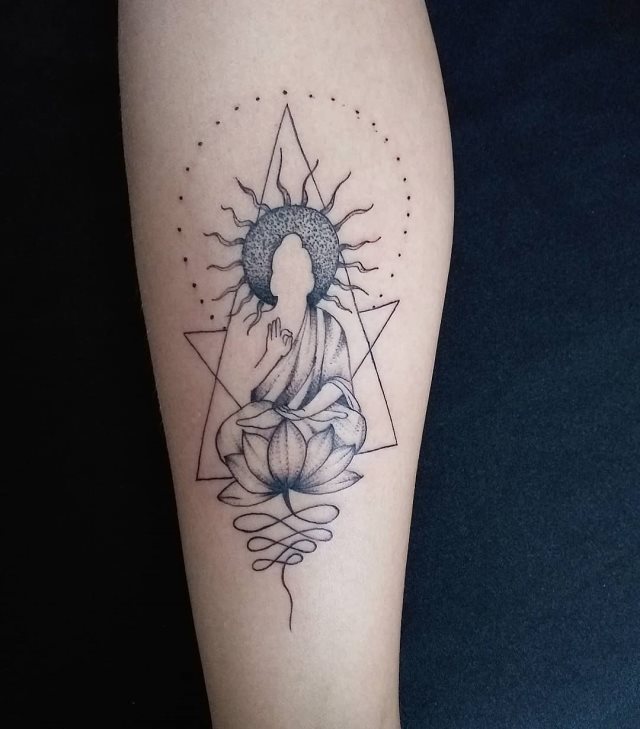 tattoo feminin de bouddha 79