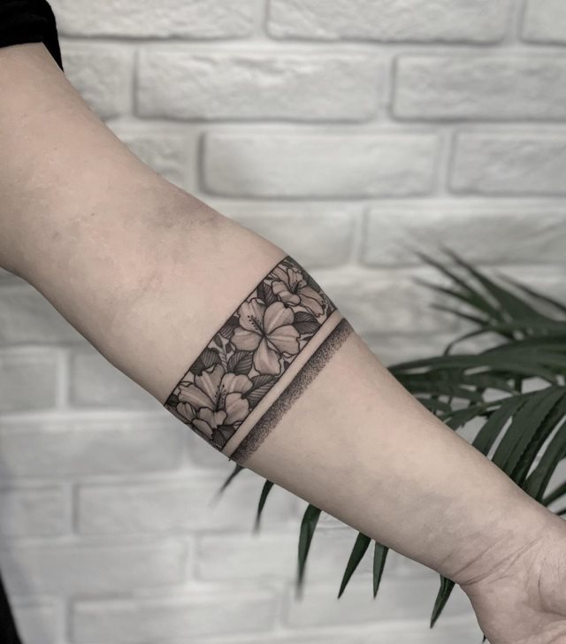 tattoo feminin de bracelet 05
