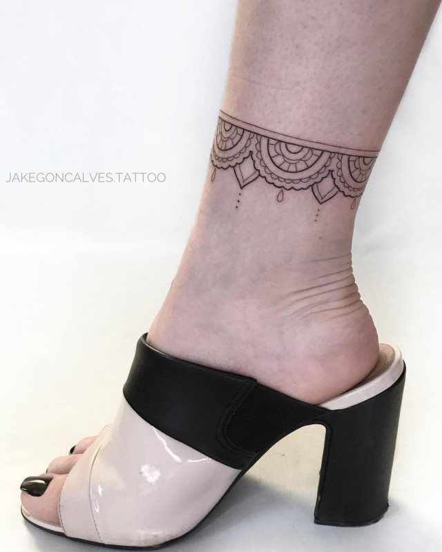 tattoo feminin de bracelet de cheville 05