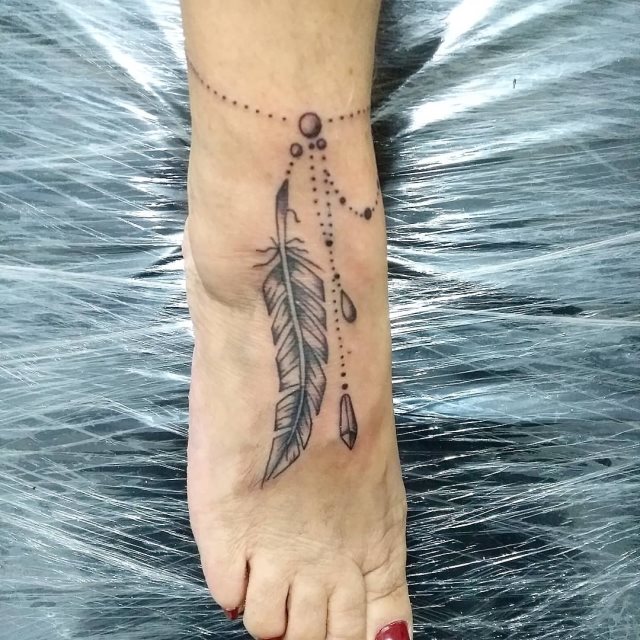 tattoo feminin de bracelet de cheville 26