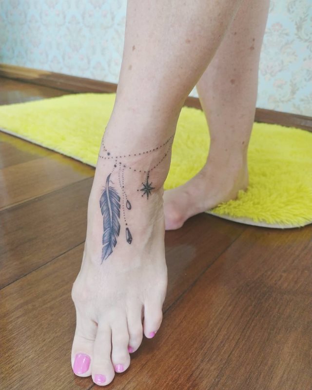 tattoo feminin de bracelet de cheville 28