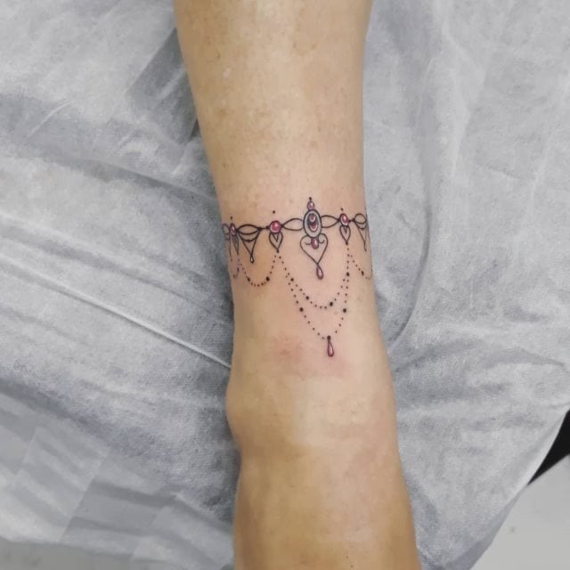 tattoo feminin de bracelet de cheville 32