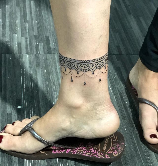tattoo feminin de bracelet de cheville 39