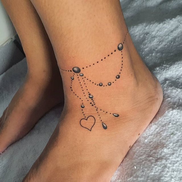 tattoo feminin de bracelet de cheville 40