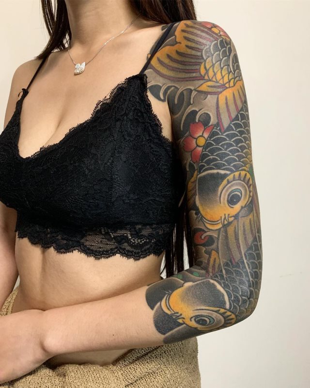 tattoo feminin de carpe 42