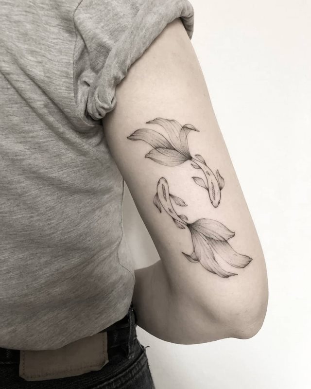 tattoo feminin de carpe 59