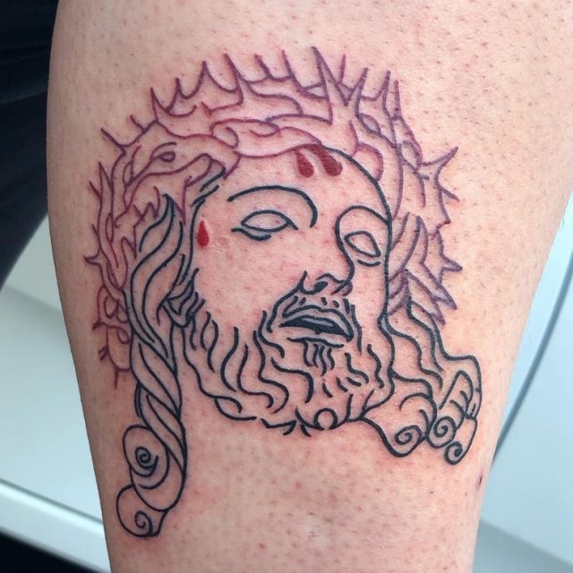 tattoo feminin de jesus christ 14