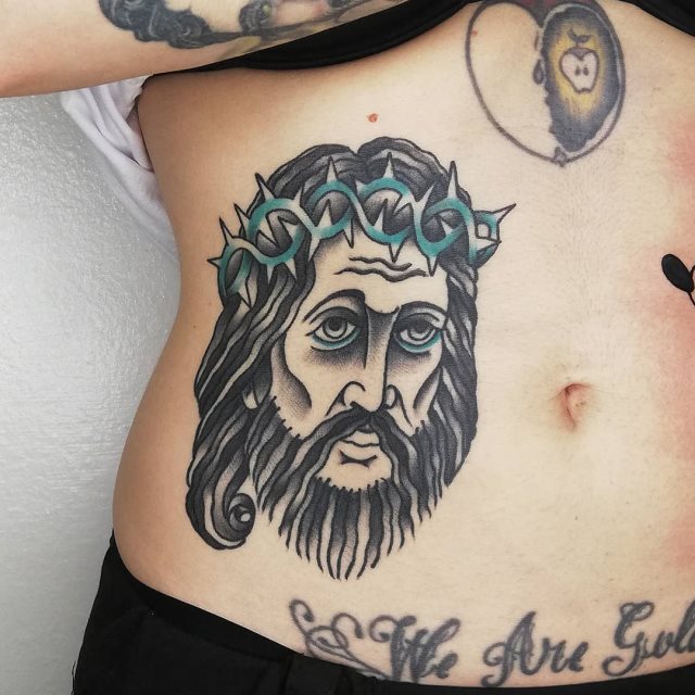 tattoo feminin de jesus christ 26