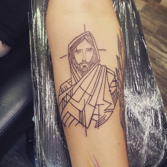 tattoo feminin de jesus christ 32