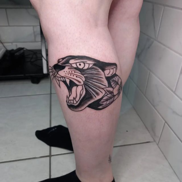 tattoo feminin de panthere 26