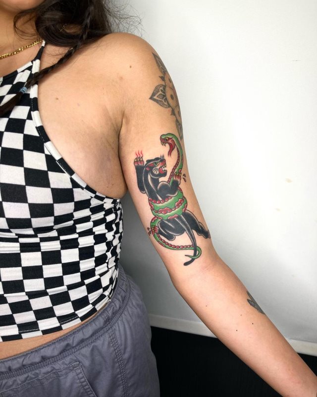 tattoo feminin de panthere 31