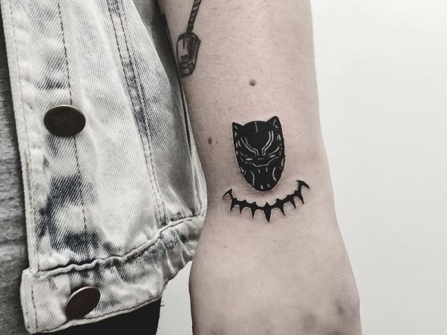 tattoo feminin de panthere 40