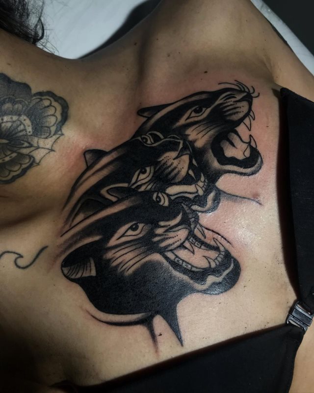tattoo feminin de panthere 43