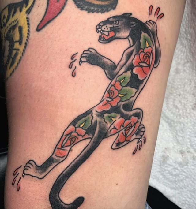 tattoo feminin de panthere 48