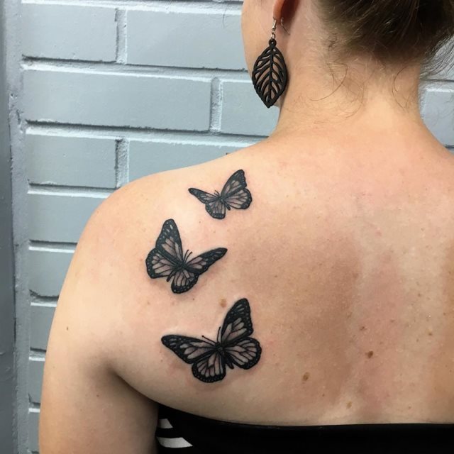 tattoo feminin de papillon 48