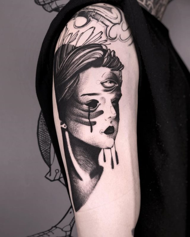 tattoo feminin de sorciere 29