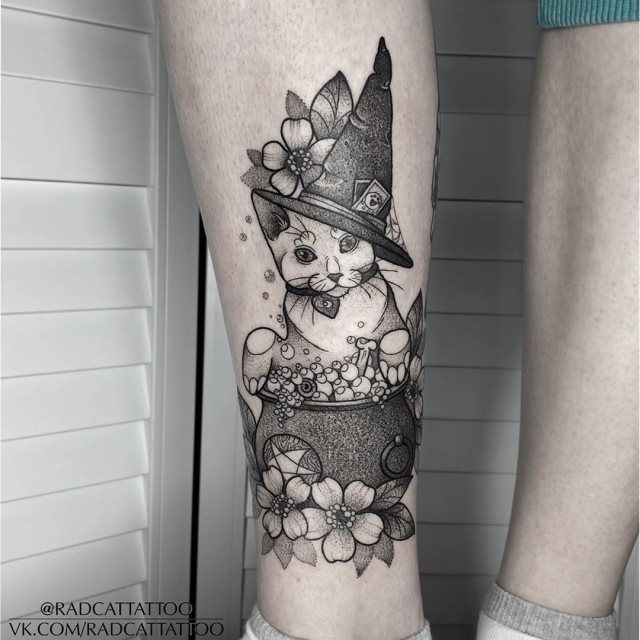 tattoo feminin de sorciere 51