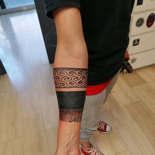 tattoo feminin de tribal 55