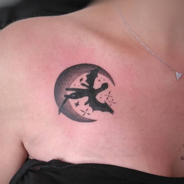 tattoo feminin dragon 08