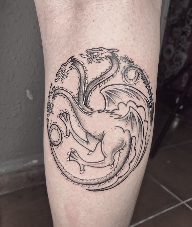 tattoo feminin dragon 53