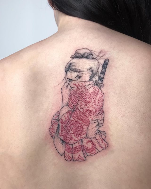 tattoo feminin dragon 61