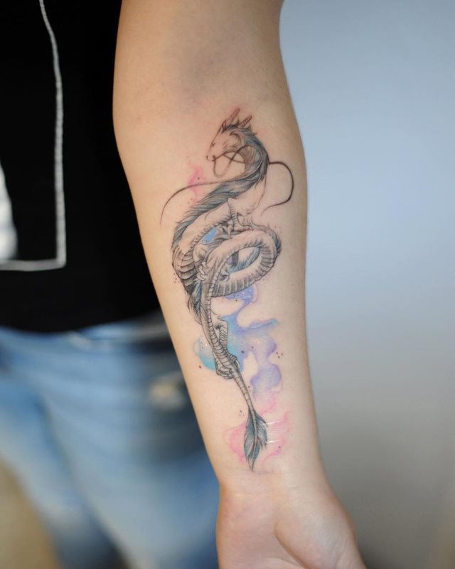 tattoo feminin dragon 75