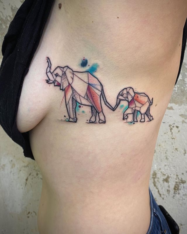 tattoo feminin elephant 03