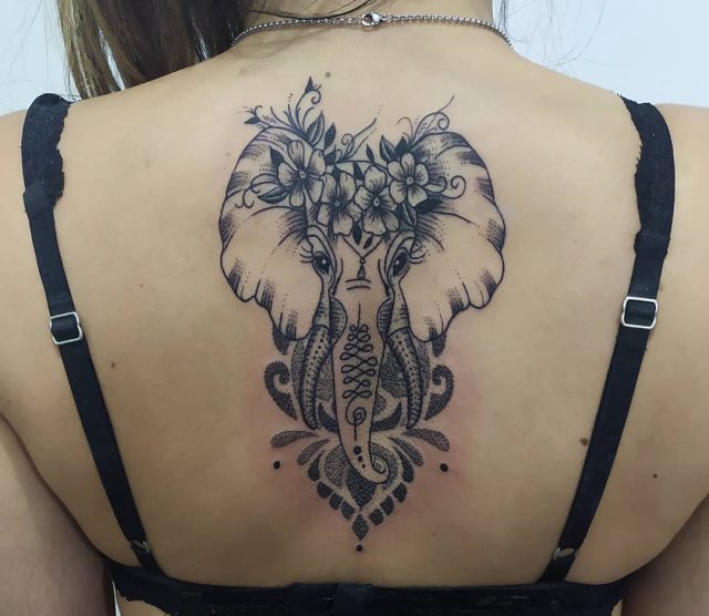 tattoo feminin elephant 34