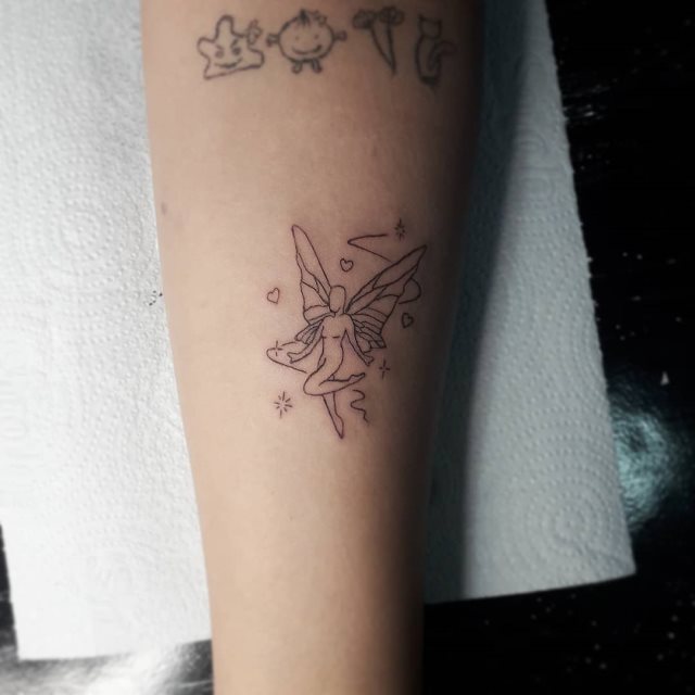 tattoo feminin fee 04