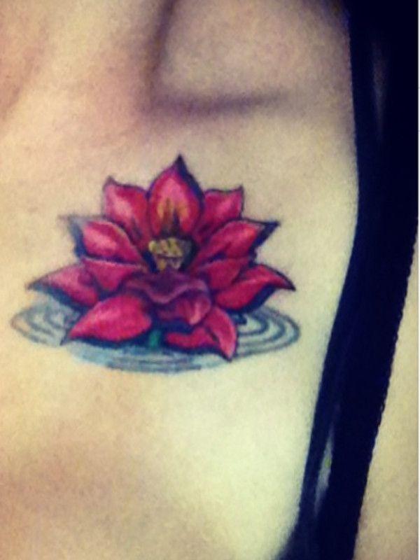 tattoo feminin fleur de lotus 06