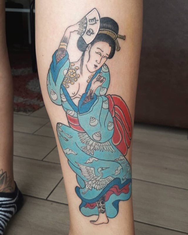 tattoo feminin geisha 20