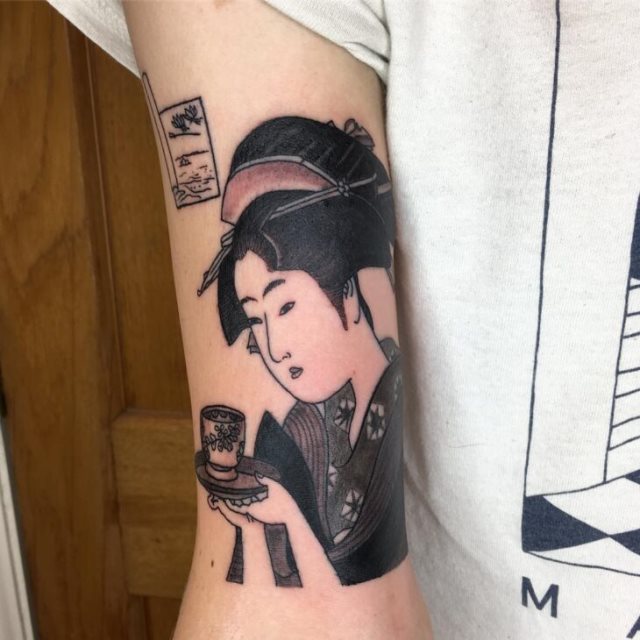 tattoo feminin geisha 22