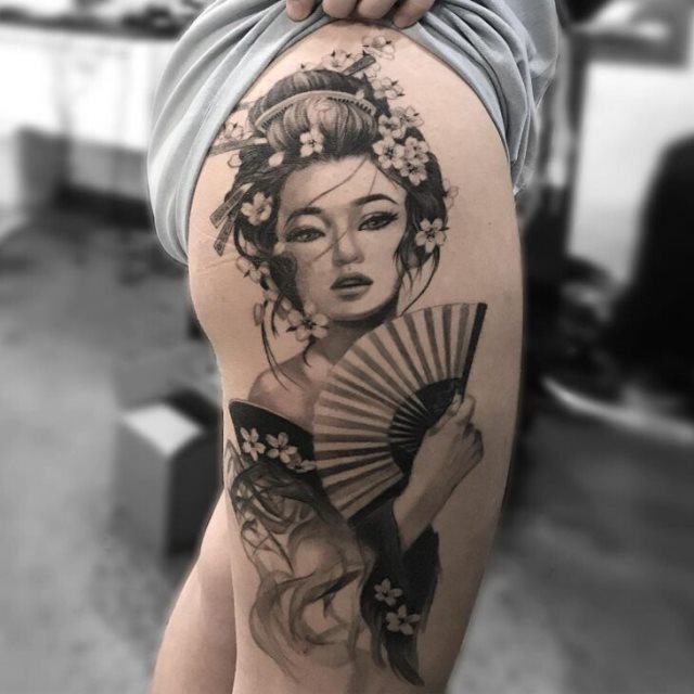 tattoo feminin geisha 24