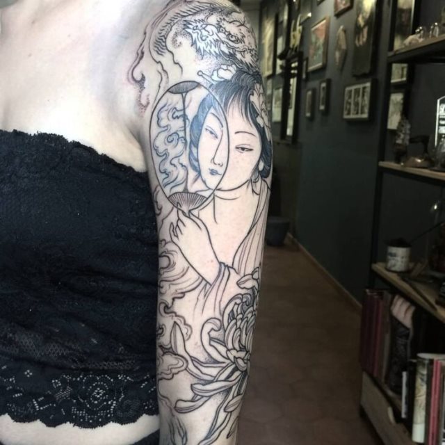 tattoo feminin geisha 33