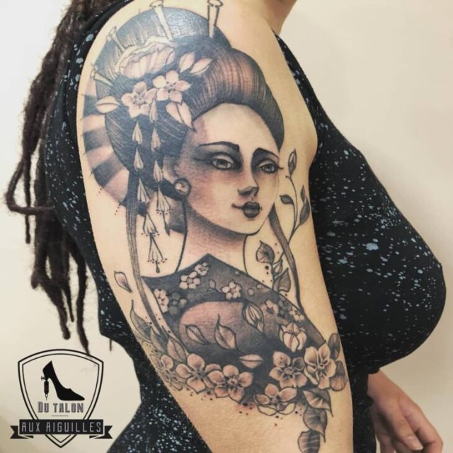 tattoo feminin geisha 38