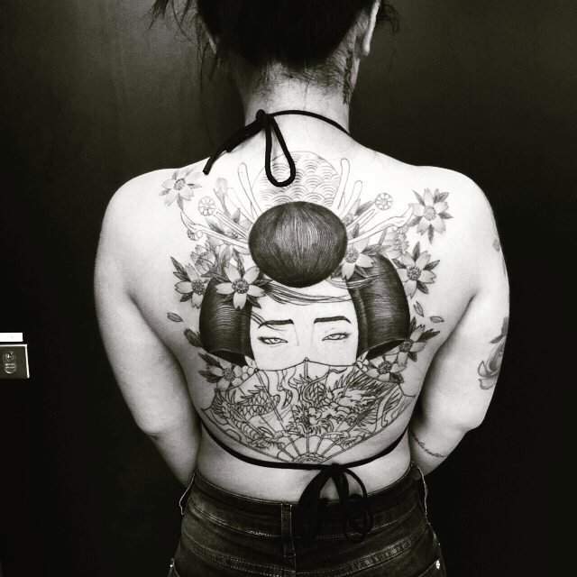 tattoo feminin geisha 53