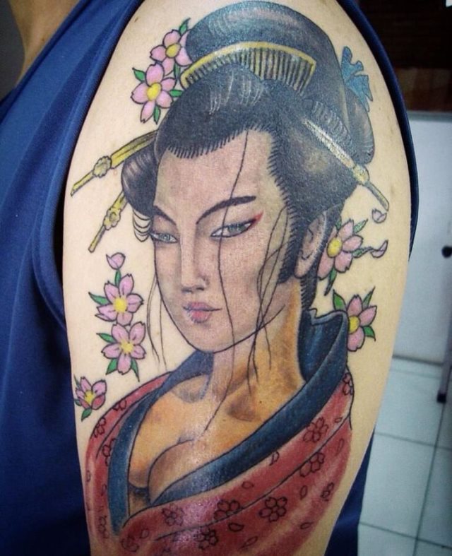 tattoo feminin geisha 54