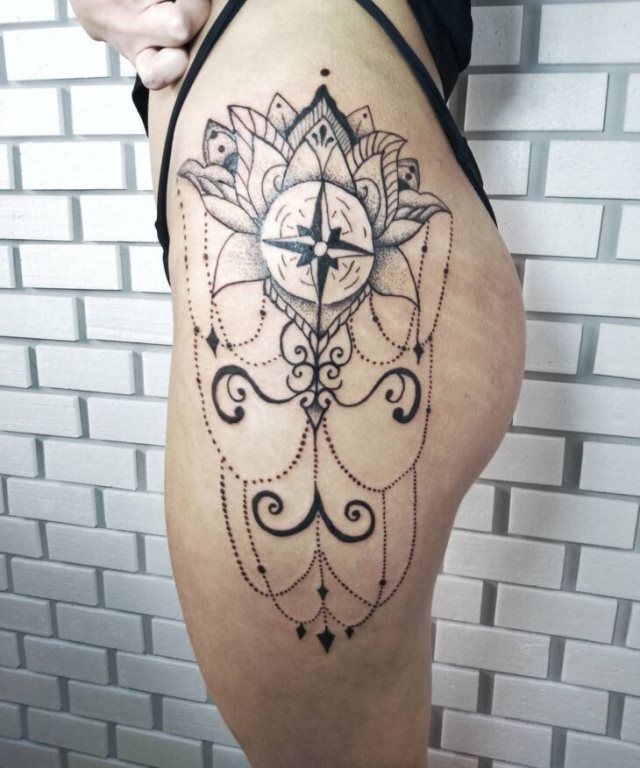 tattoo feminin hindou 21