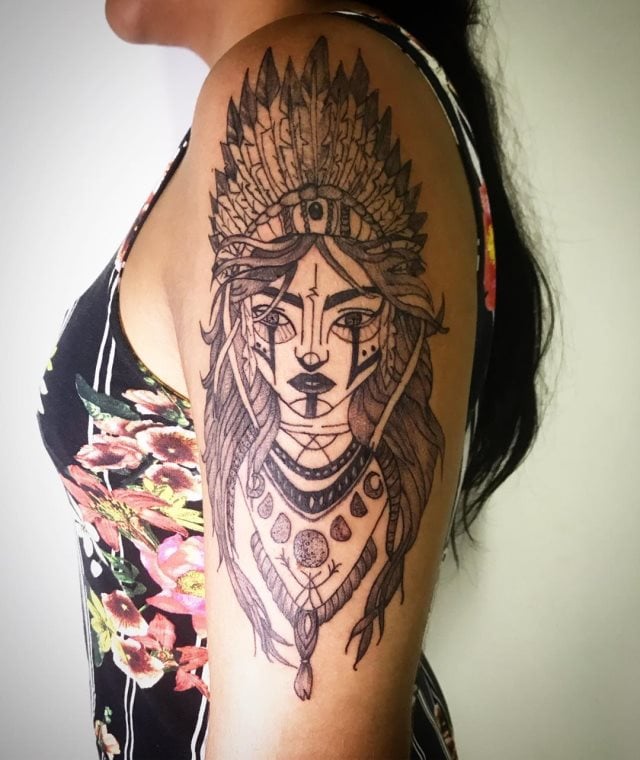 tattoo feminin indigenes 70