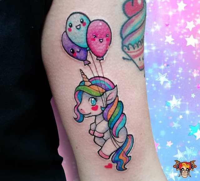 tattoo feminin licorne 58