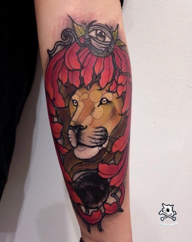 tattoo feminin lion 17