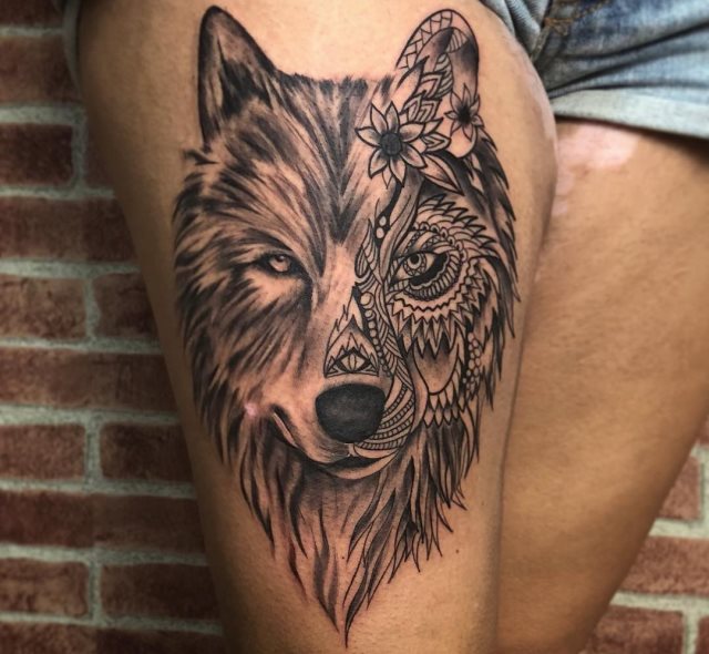 tattoo feminin loup 09