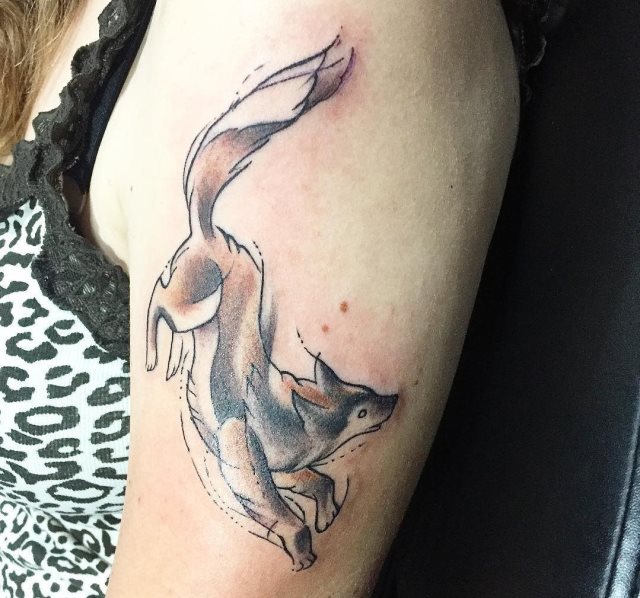 tattoo feminin loup 60