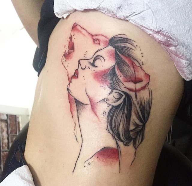 tattoo feminin loup 62