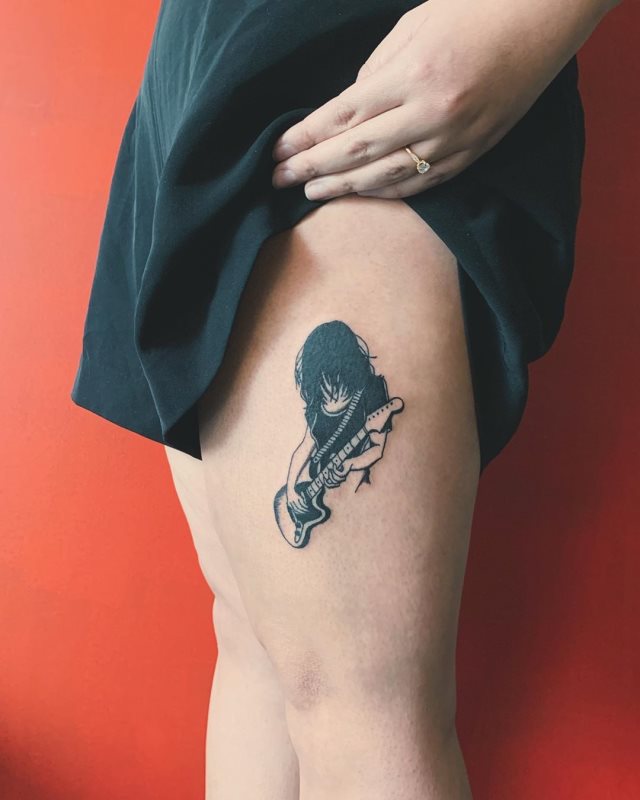 tattoo feminin musicale 49